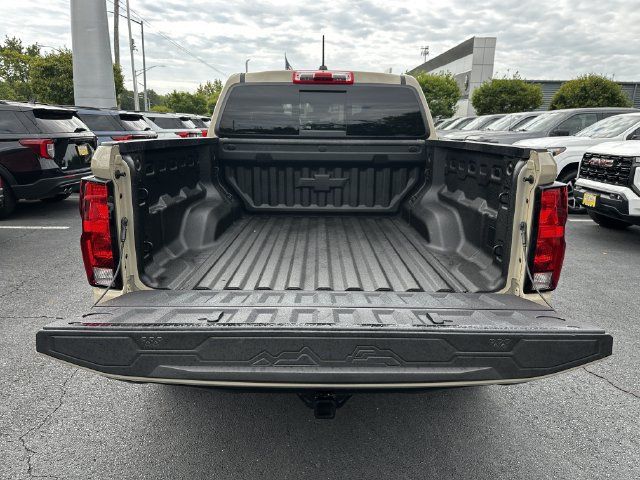 Used 2024 Chevrolet Colorado Trail Boss w/ Technology Package AWD/4WD image 40