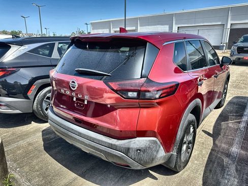 Used 2021 Nissan Rogue S FWD image 6