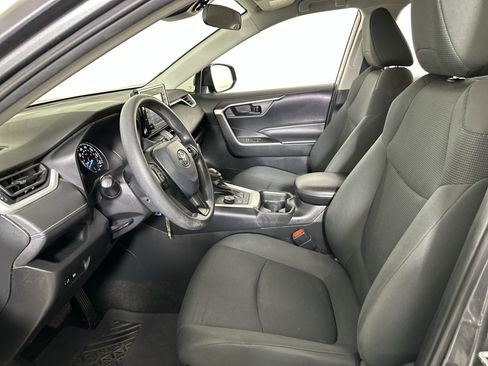 Used 2021 Toyota RAV4 LE image 56