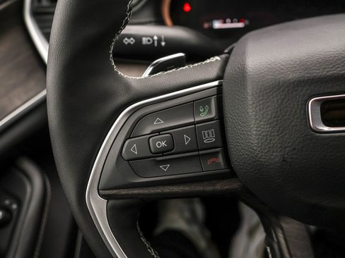 New 2026 Jeep Grand Cherokee Limited image 26