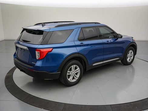 Certified 2023 Ford Explorer XLT w/ Class IV Trailer Tow Package AWD/4WD image 4