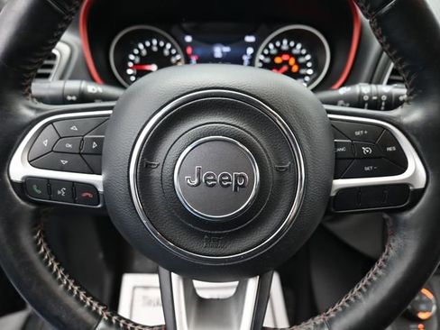 Used 2018 Jeep Compass Trailhawk w/ Navigation Group image 15