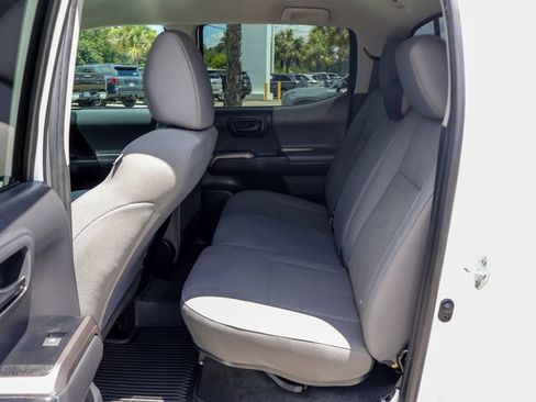 Used 2023 Toyota Tacoma SR5 RWD image 10