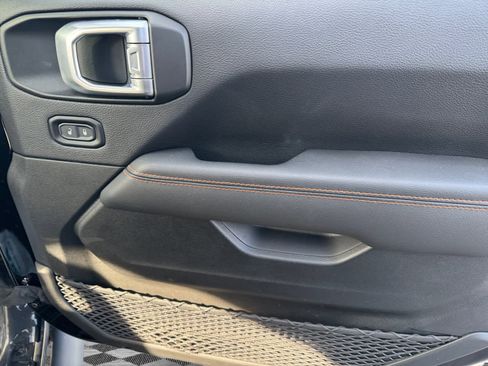 Certified 2022 Jeep Gladiator Mojave w/ Trailer Tow Package image 22