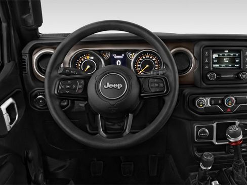 Used 2023 Jeep Wrangler Unlimited Sahara w/ Cold Weather Group AWD/4WD image 8
