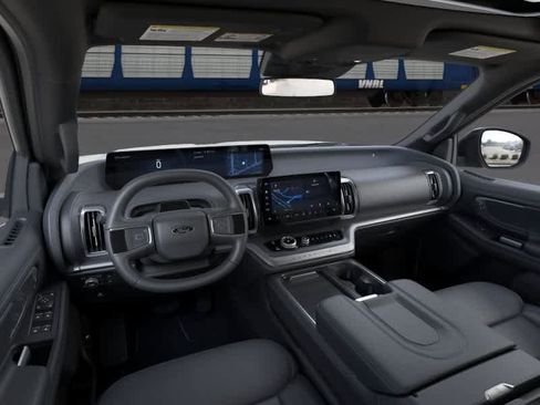New 2026 Ford Expedition Platinum AWD/4WD image 9
