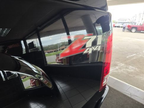 Used 2011 GMC Sierra 1500 SLE w/ All-Terrain Package image 26