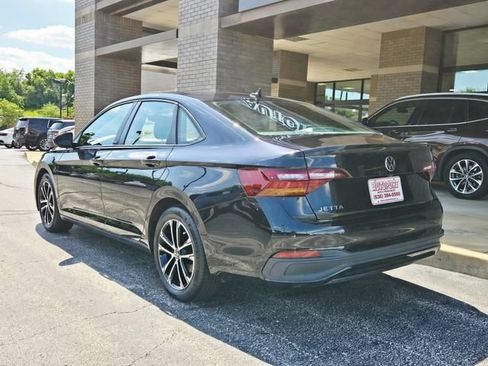 Used 2023 Volkswagen Jetta Sport FWD image 8