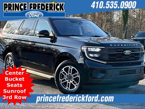 Used 2025 Ford Expedition Active image 1