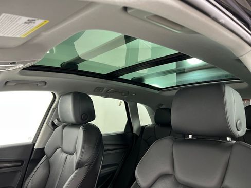 Used 2020 Audi Q5 e Premium Plus w/ Premium Plus Package image 27