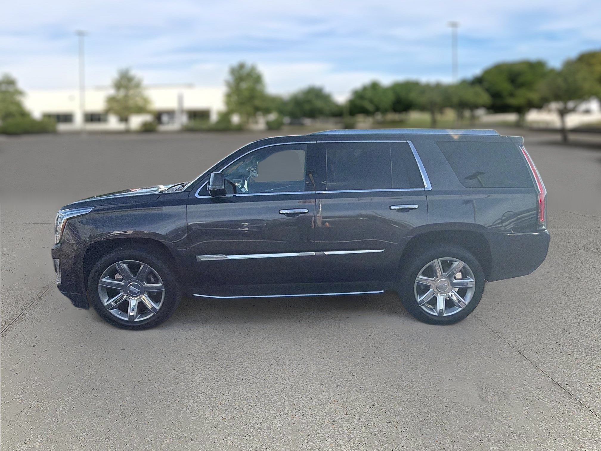 Used 2016 Cadillac Escalade Luxury AWD/4WD image 4