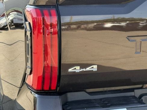 Used 2023 Toyota Tundra Limited w/ Power Package AWD/4WD image 6