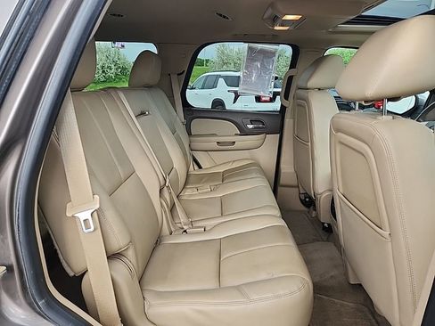 Used 2013 Chevrolet Tahoe LT w/ Luxury Package AWD/4WD image 39
