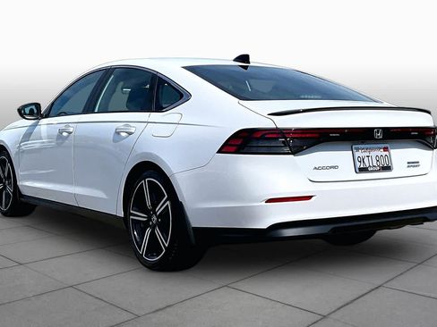 Used 2024 Honda Accord Sport image 11