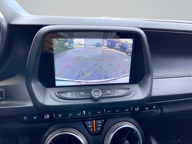 Used 2018 Chevrolet Camaro SS RWD image 21