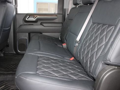 Used 2025 Chevrolet Silverado 2500 LT AWD/4WD image 23