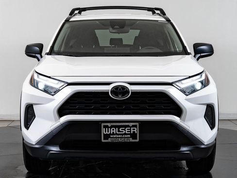Used 2025 Toyota RAV4 LE AWD/4WD image 2