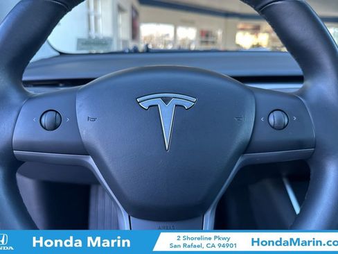 Used 2018 Tesla Model 3 Mid Range image 27
