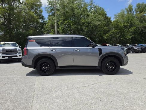 Used 2025 Nissan Armada PRO-4X w/ Pro-4X Premium Package AWD/4WD image 3