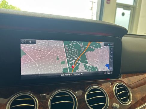 Used 2020 Mercedes-Benz E 450 4MATIC Wagon image 9