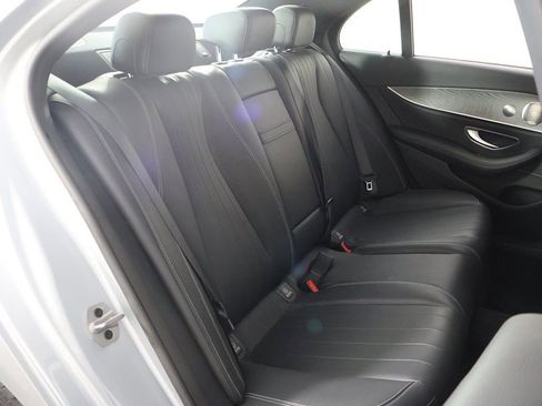 Used 2021 Mercedes-Benz E 350 4MATIC Sedan w/ Premium Package image 34