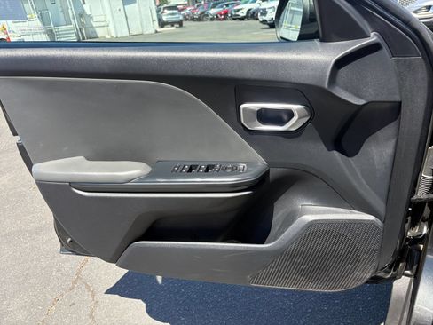 Used 2025 Kia K4 FWD image 18