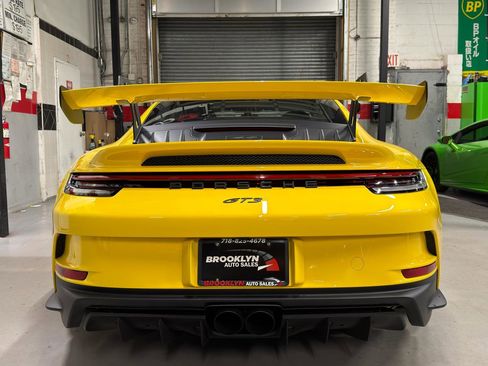 Used 2022 Porsche 911 GT3 image 7