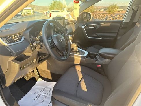 Used 2019 Toyota RAV4 XLE image 26