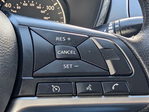 Used 2022 Nissan Altima 2.5 SV image 23