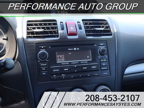 Used 2015 Subaru Forester 2.5i Premium w/ All-Weather Package AWD/4WD image 21