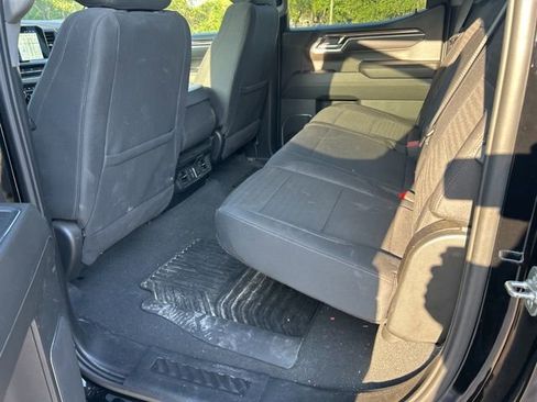 Used 2025 Chevrolet Silverado 1500 LT image 6