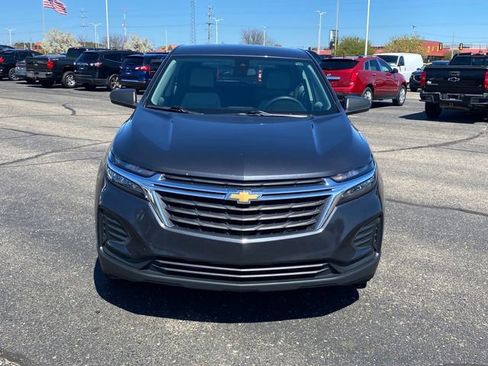 Certified 2022 Chevrolet Equinox LS FWD image 2