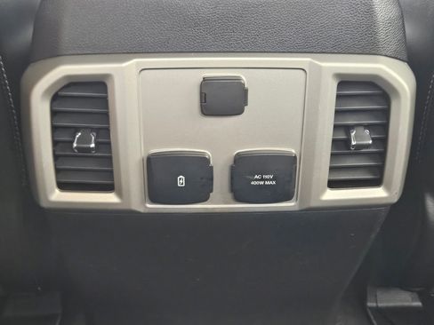 Used 2019 Ford F150 Lariat AWD/4WD image 27