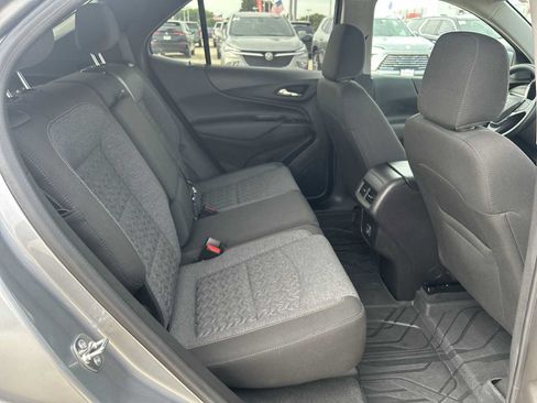 Used 2024 Chevrolet Equinox LT w/ LPO, Floor Liner Package FWD image 27