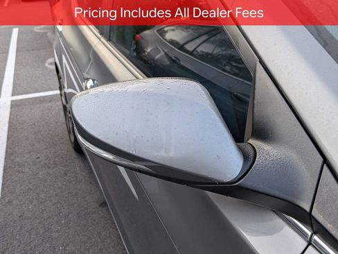 Used 2014 Hyundai Elantra Limited w/ Option Group 03 FWD image 10