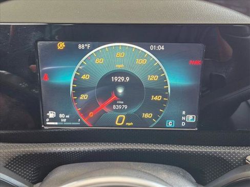 Used 2020 Mercedes-Benz CLA 250 image 11