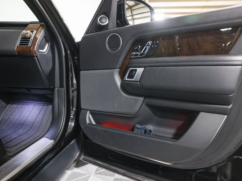 Used 2021 Land Rover Range Rover Westminster Edition image 20