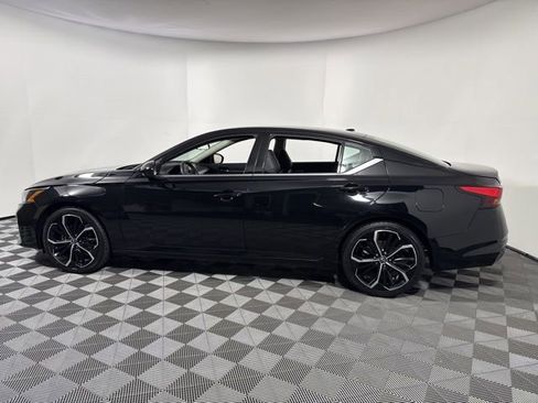 Used 2024 Nissan Altima 2.5 SR image 4