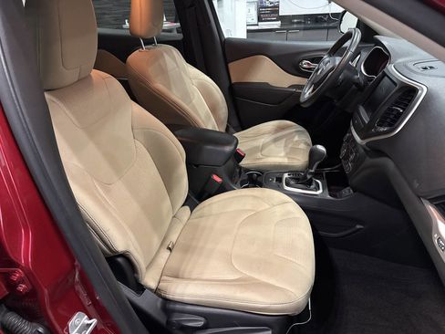 Used 2015 Jeep Cherokee Latitude image 38