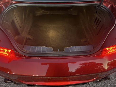 Used 2021 Chevrolet Camaro LT image 23