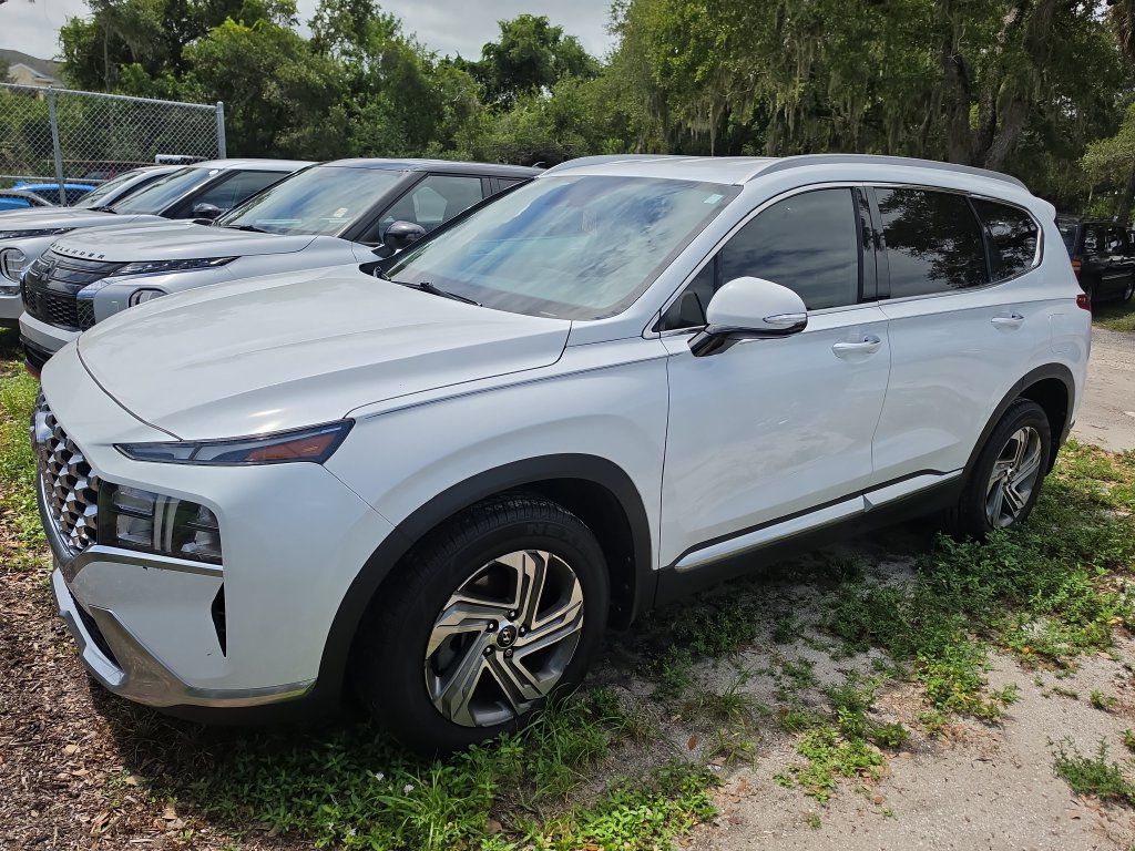 Used 2021 Hyundai Santa Fe SEL w/ Convenience Package FWD image 2