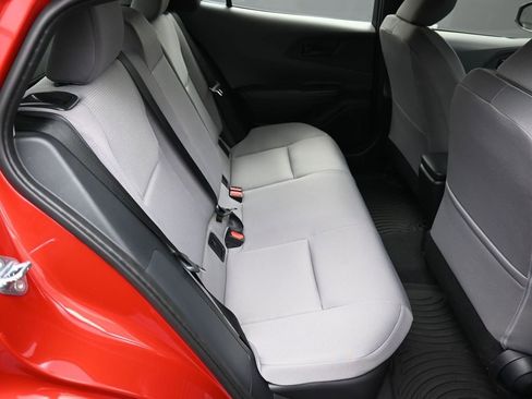 New 2026 Toyota Prius LE image 23
