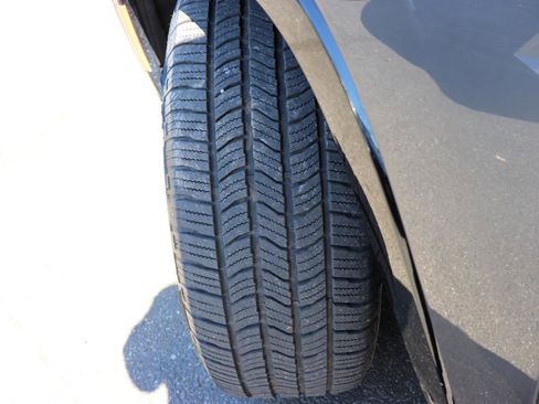 Used 2024 Jeep Wagoneer L Series II w/ Flexible Seating Group image 69