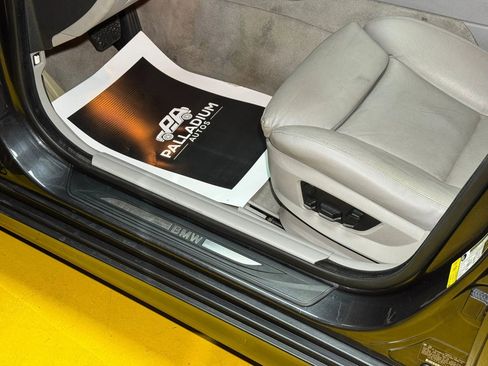 Used 2011 BMW 535i Sedan image 36