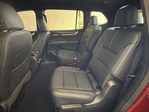 Certified 2024 GMC Acadia Elevation w/ Luxury Package AWD/4WD image 23