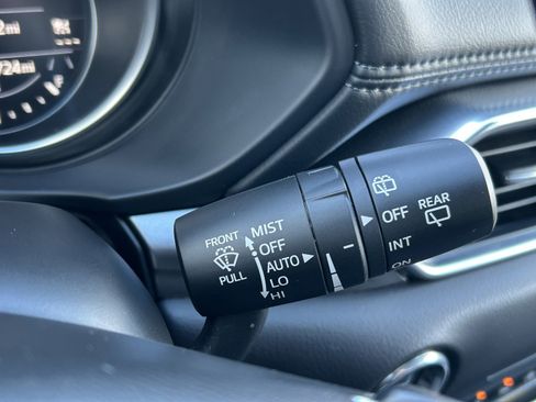 Used 2025 MAZDA CX-5 AWD 2.5 S w/ Preferred Package image 24