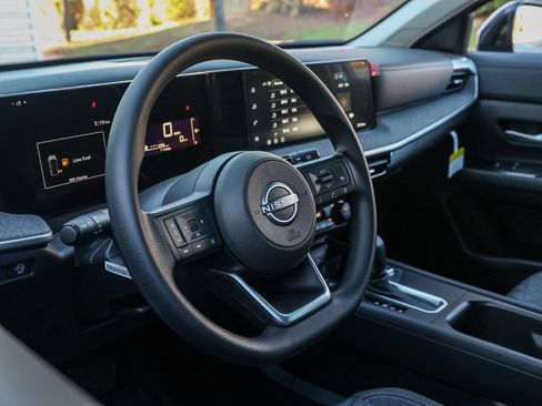 New 2026 Nissan Kicks SV image 14