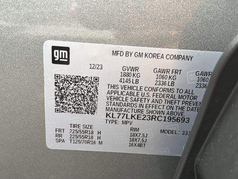Used 2024 Chevrolet Trax ACTIV w/ Sunroof Package FWD image 25