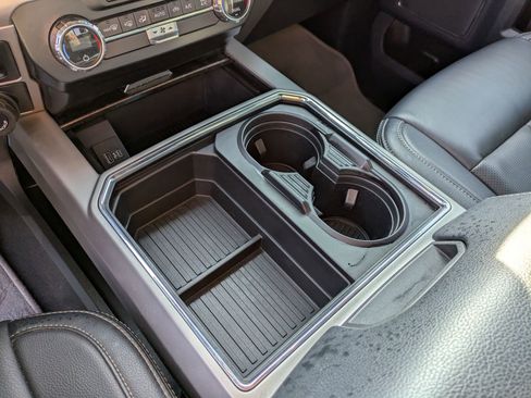 Used 2022 Ford F250 Lariat image 25