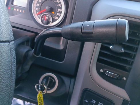 Certified 2016 RAM 2500 Tradesman w/ Chrome Appearance Group image 28